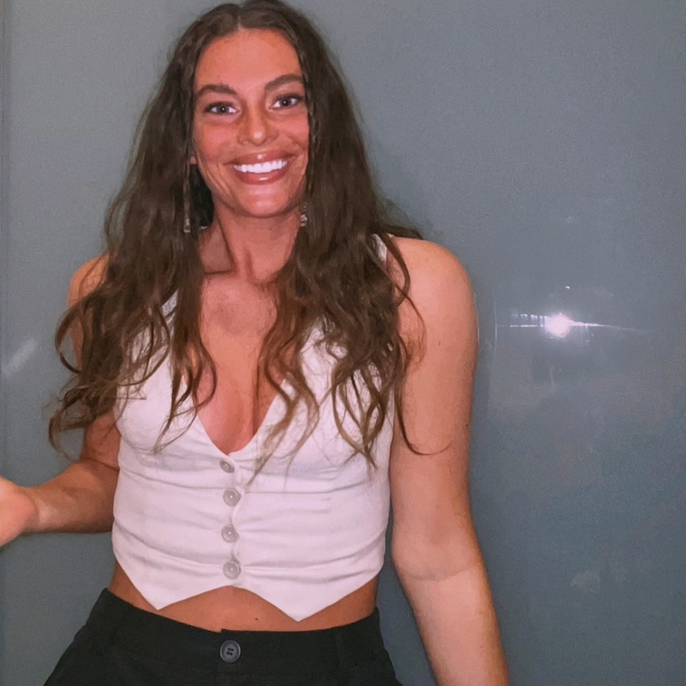 Meet your Posher, Allison